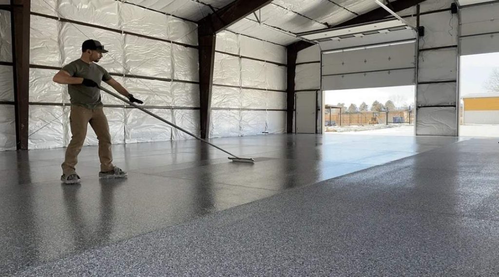 Why Epoxy Coatings are the Best Flooring Solution for Warehouses